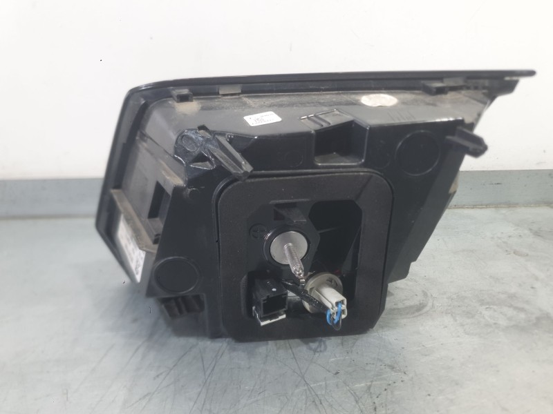 Recambio de piloto trasero izquierdo interior para peugeot 3008 ii suv (mc_, mr_, mj_, m4_) 1.5 bluehdi 130 referencia OEM IAM 9