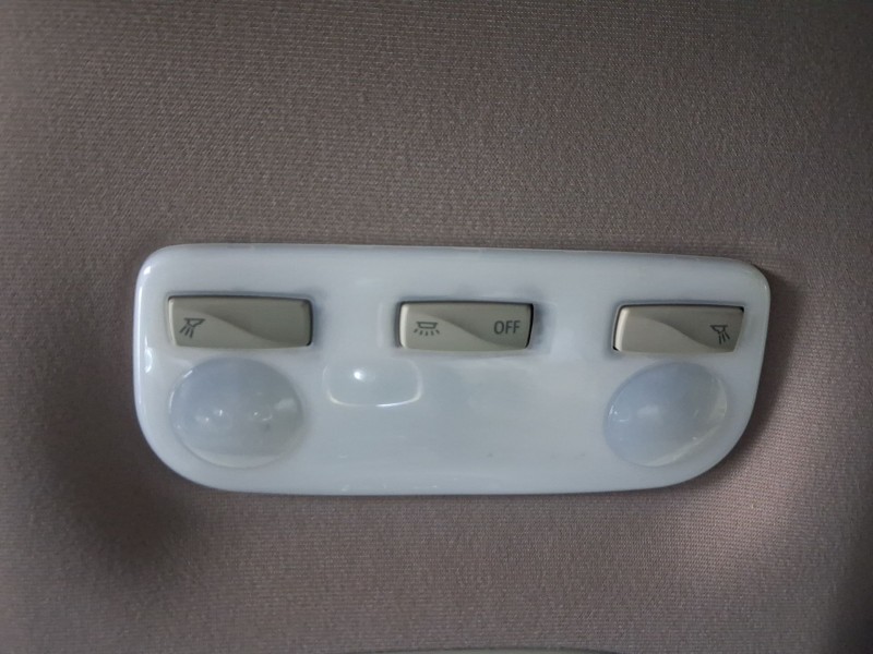 Recambio de luz interior para renault grand scénic iii (jz0/1_) 1.6 dci (jz00, jz12) referencia OEM IAM 264300008R  