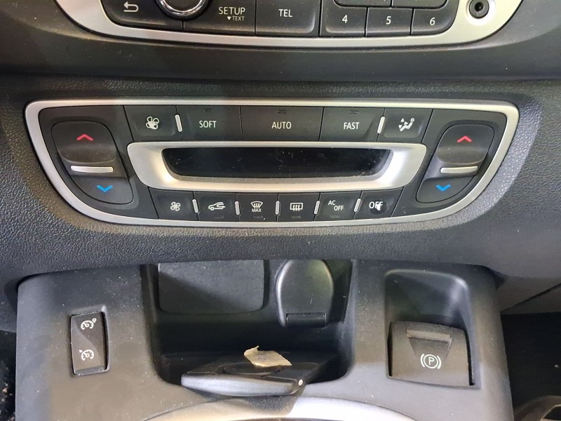 Recambio de mando climatizador para renault grand scénic iii (jz0/1_) 1.6 dci (jz00, jz12) referencia OEM IAM 275109409R  