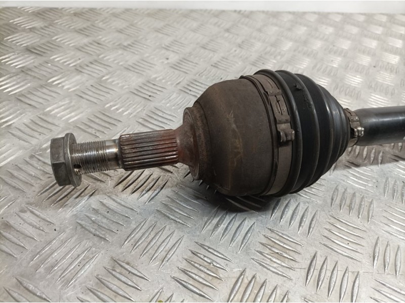 Recambio de transmision delantera izquierda para peugeot expert furgón pro standar referencia OEM IAM 9820048180  