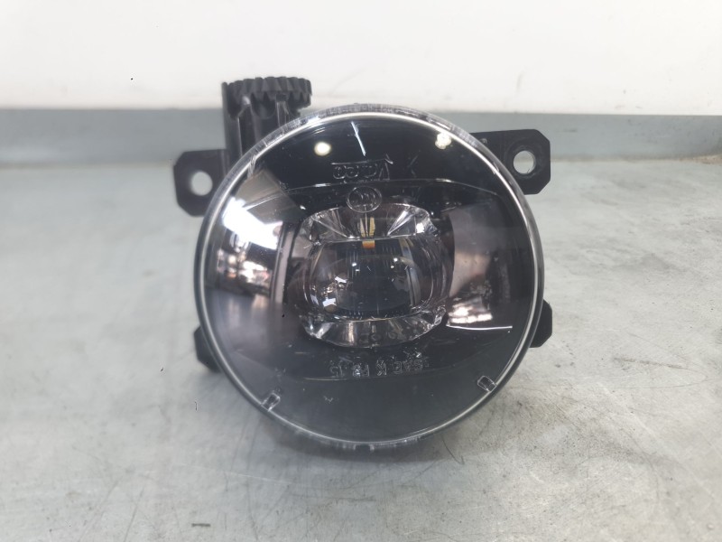 Recambio de faro antiniebla izquierdo para peugeot 3008 ii suv (mc_, mr_, mj_, m4_) 1.5 bluehdi 130 referencia OEM IAM 981133338