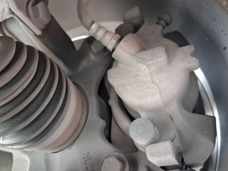 Recambio de pinza freno delantera izquierda para renault grand scénic iii (jz0/1_) 1.6 dci (jz00, jz12) referencia OEM IAM 41011