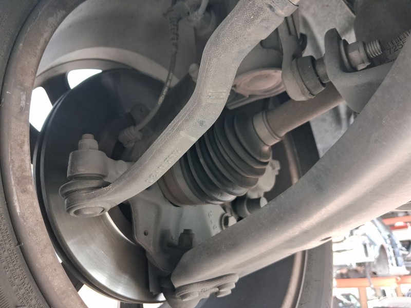Recambio de mangueta delantera izquierda para renault grand scénic iii (jz0/1_) 1.6 dci (jz00, jz12) referencia OEM IAM 40015906