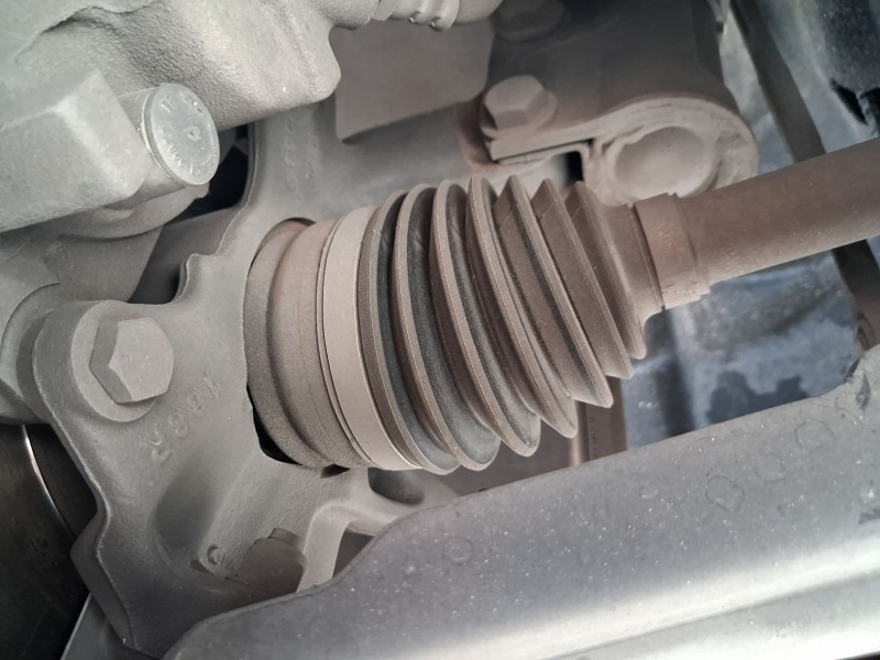Recambio de transmision delantera derecha para renault grand scénic iii (jz0/1_) 1.6 dci (jz00, jz12) referencia OEM IAM 3910017