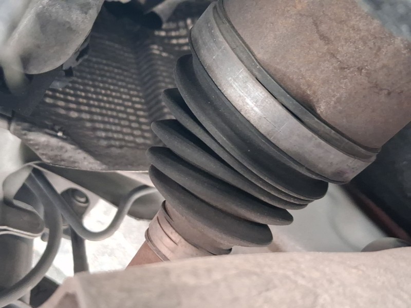Recambio de transmision delantera derecha para renault grand scénic iii (jz0/1_) 1.6 dci (jz00, jz12) referencia OEM IAM 3910017