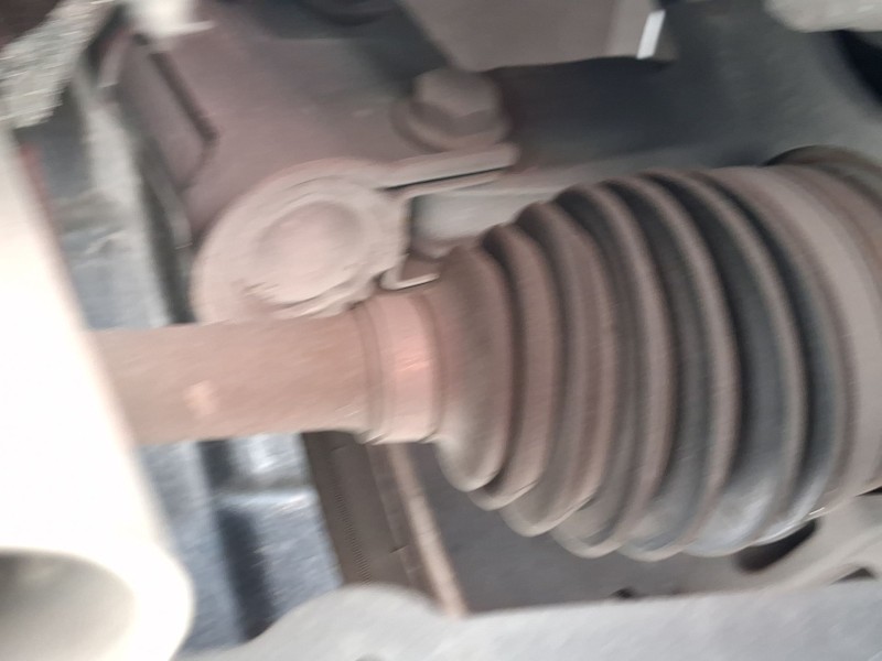Recambio de transmision delantera izquierda para renault grand scénic iii (jz0/1_) 1.6 dci (jz00, jz12) referencia OEM IAM 82013