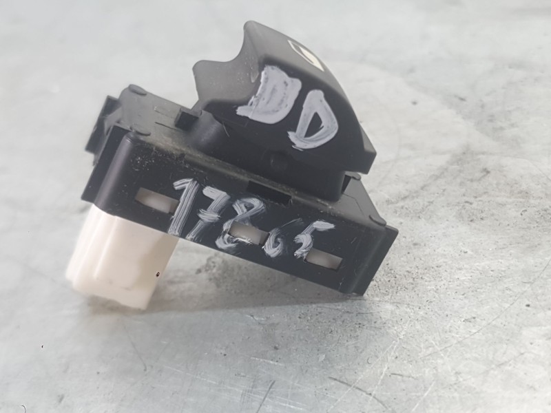 Recambio de mando elevalunas delantero derecho para peugeot 3008 ii suv (mc_, mr_, mj_, m4_) 1.5 bluehdi 130 referencia OEM IAM 