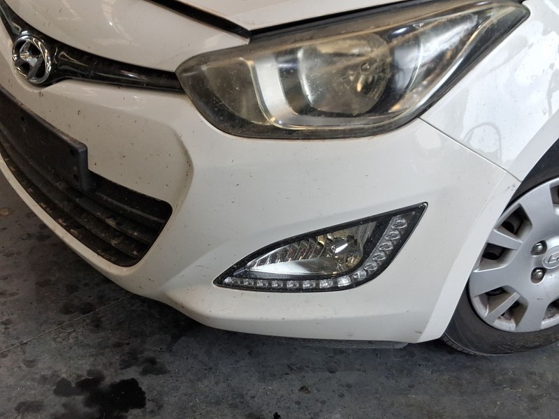 Recambio de paragolpes delantero para hyundai i20 i (pb, pbt) 1.2 referencia OEM IAM 865111J500  
