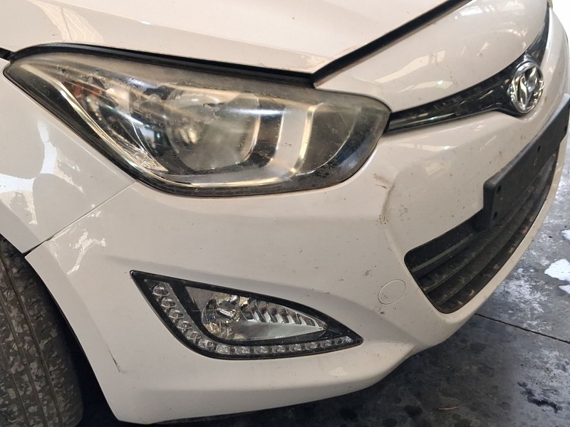 Recambio de paragolpes delantero para hyundai i20 i (pb, pbt) 1.2 referencia OEM IAM 865111J500  