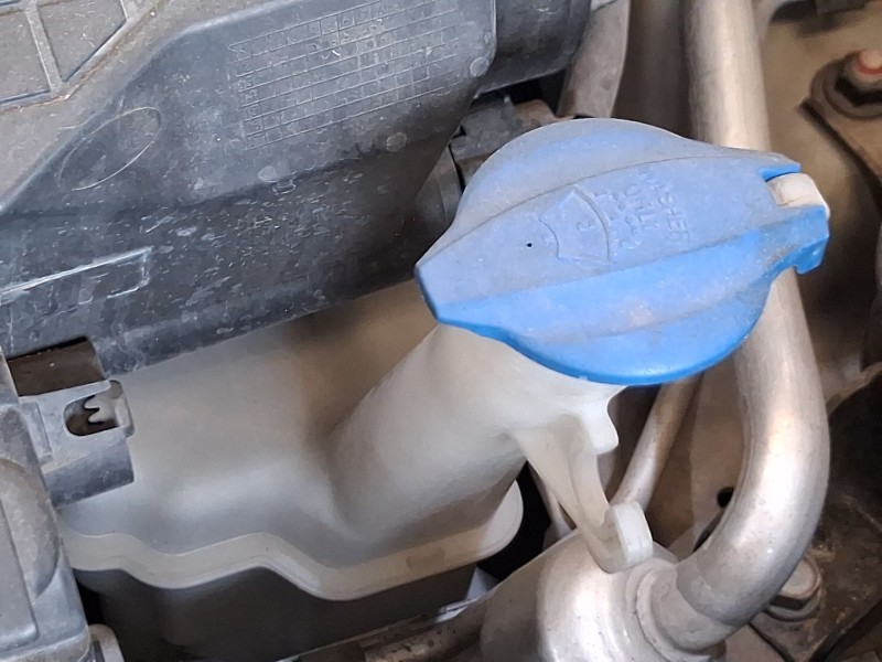 Recambio de deposito limpia para hyundai i20 i (pb, pbt) 1.2 referencia OEM IAM 986201J200  