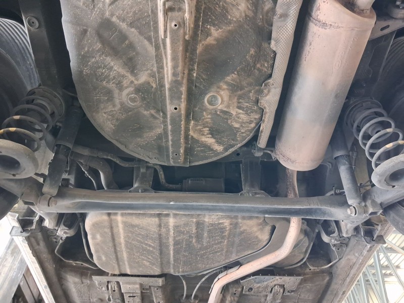 Recambio de puente trasero para hyundai i20 i (pb, pbt) 1.2 referencia OEM IAM 551001J150  