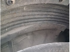 PLASTICO PASE RUEDA DEL. DCH. 868124P500 