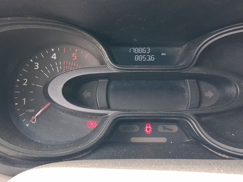 renault trafic iii autobús (jg_) del año 2019