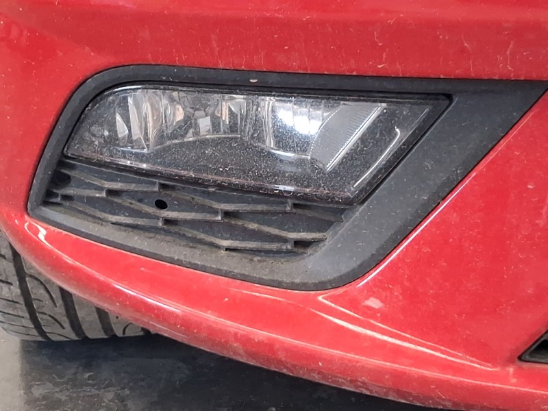 Recambio de faro antiniebla derecho para seat ibiza iv (6j5, 6p1) 1.2 tsi referencia OEM IAM 6J9941702A  