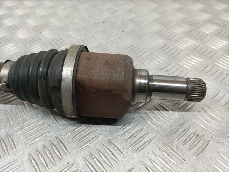 Recambio de transmision delantera izquierda para peugeot expert furgón pro standar referencia OEM IAM 9820048180  