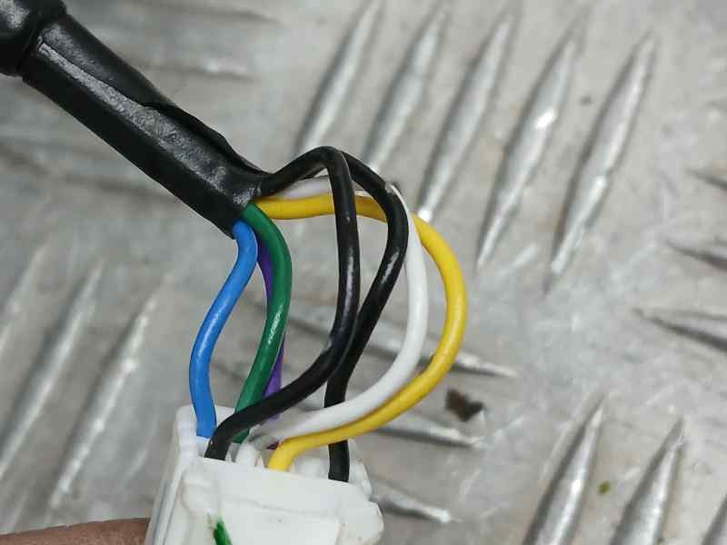 Recambio de retrovisor derecho para mitsubishi space star (a00) motion referencia OEM IAM 7632B812  ELECTRICO