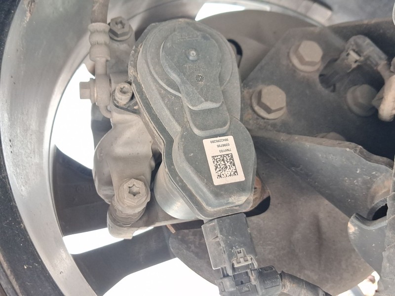 Recambio de pinza freno trasera izquierda para peugeot 2008 ii (ud_, us_, uy_, uj_, ur_, uc_) 1.5 bluehdi 130 referencia OEM IAM