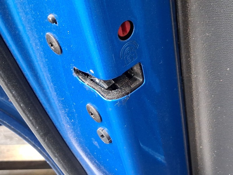 Recambio de cerradura puerta trasera izquierda para peugeot 2008 ii (ud_, us_, uy_, uj_, ur_, uc_) 1.5 bluehdi 130 referencia OE