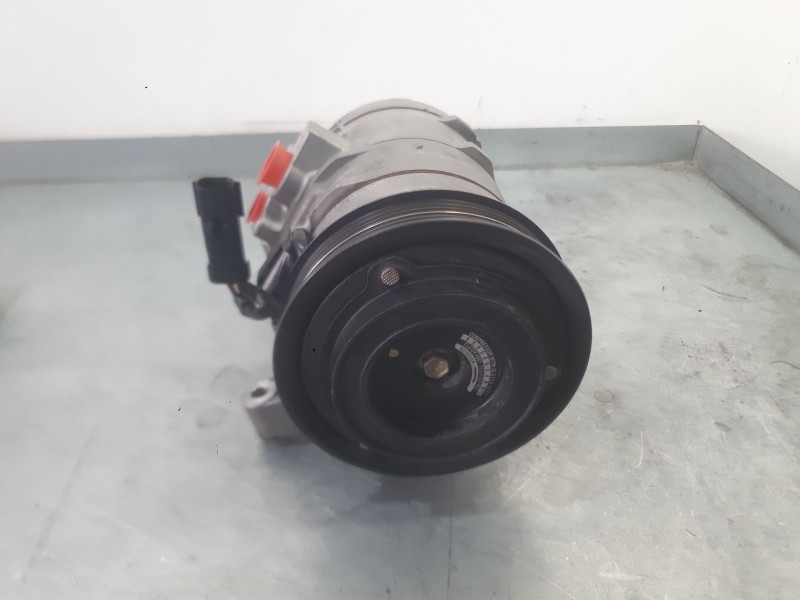 Recambio de compresor aire acondicionado para chrysler neon ii 1.6 referencia OEM IAM RL058030AC  