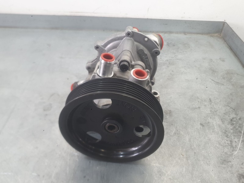 Recambio de bomba direccion para chrysler neon ii 1.6 referencia OEM IAM 05272780AH  