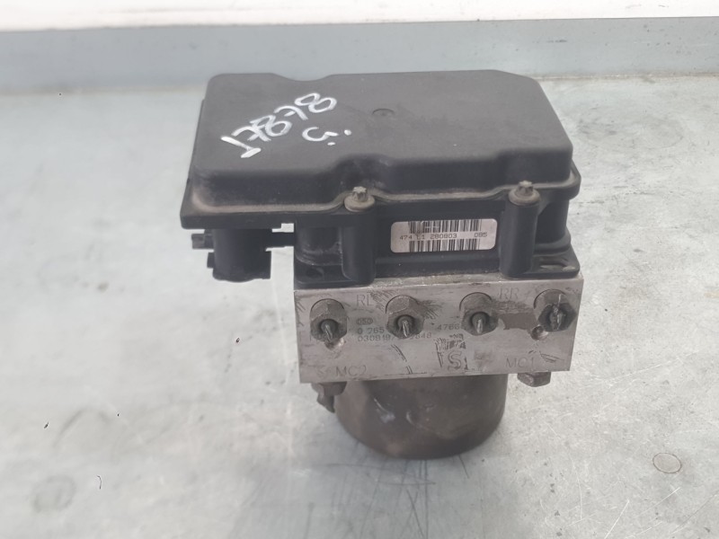 Recambio de abs para nissan almera ii hatchback (n16) 2.2 dci referencia OEM IAM 476605M325  