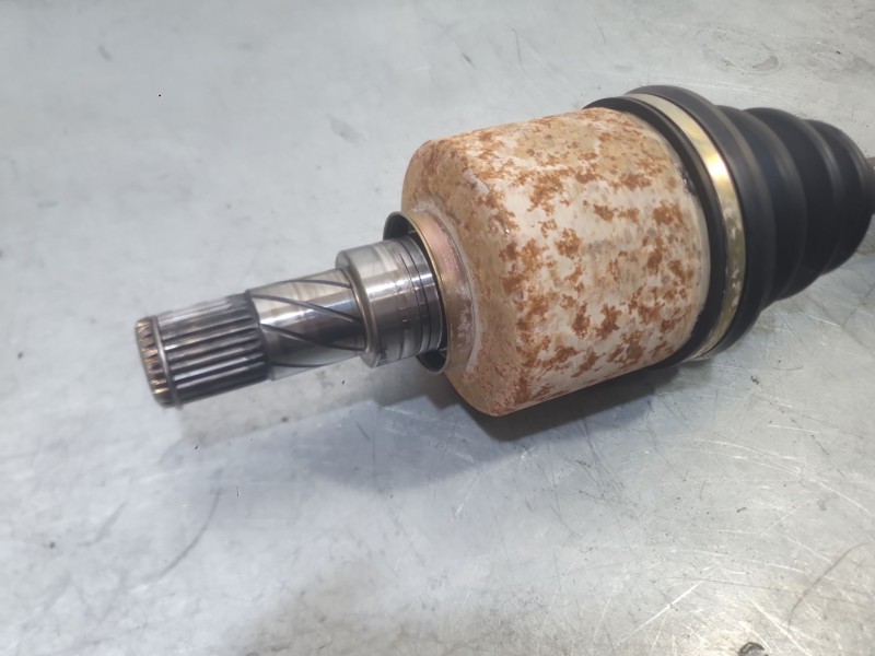 Recambio de transmision delantera izquierda para nissan almera ii hatchback (n16) 2.2 dci referencia OEM IAM 391015M410  
