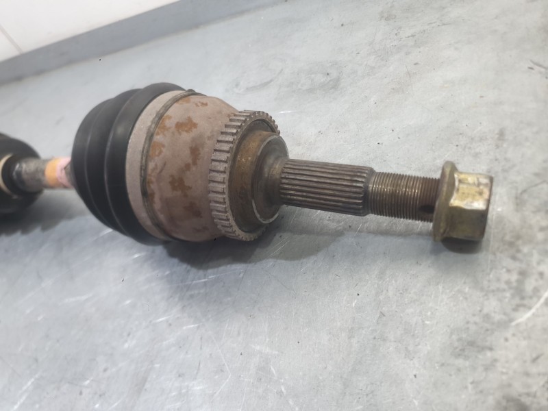 Recambio de transmision delantera izquierda para nissan almera ii hatchback (n16) 2.2 dci referencia OEM IAM 391015M410  