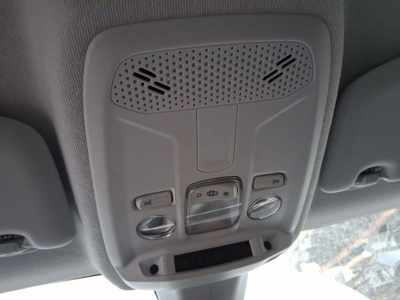 Recambio de luz interior para opel corsa f (p2jo) 1.2 (68) referencia OEM IAM 98232978PR  