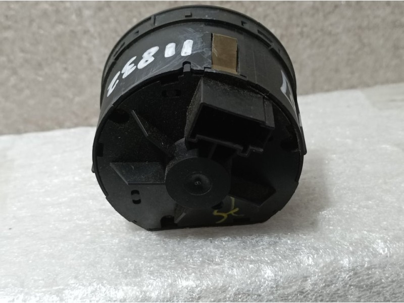 Recambio de mando luces para audi a6 berlina (4f2) 3.0 tdi quattro (165kw) referencia OEM IAM 4F1941531D  