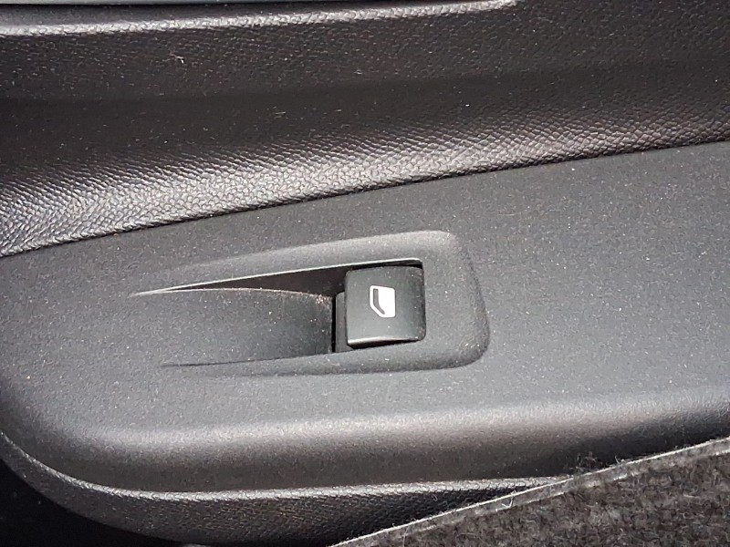 Recambio de mando elevalunas delantero derecho para opel corsa f (p2jo) 1.2 (68) referencia OEM IAM 98044803ZD  