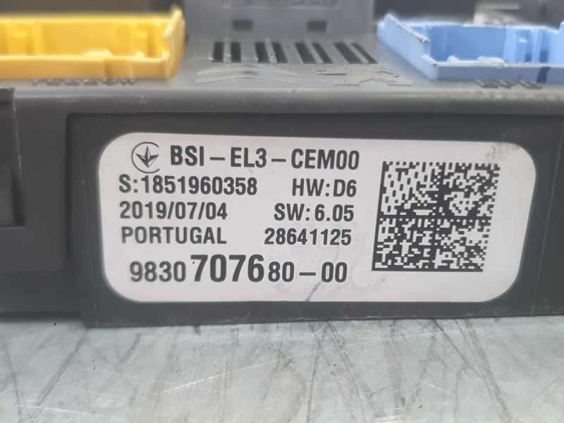 Recambio de caja reles / fusibles para opel combo furgoneta/monovolumen (k9) 1.5 d referencia OEM IAM  BSI 