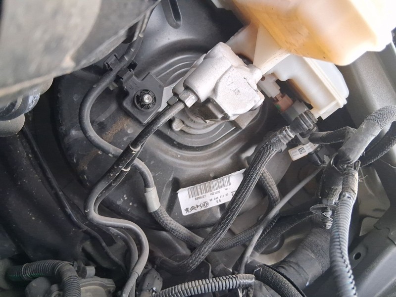 Recambio de servofreno para opel corsa f (p2jo) 1.2 (68) referencia OEM IAM 1643581280  