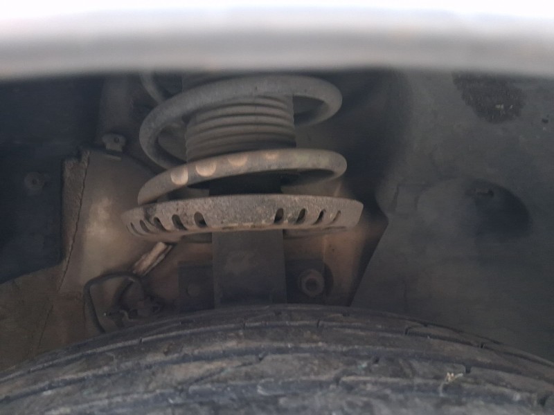 Recambio de amortiguador delantero derecho para volkswagen polo v (6r1, 6c1) 1.2 referencia OEM IAM 6R0413031BR  