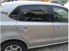 PUERTA TRASERA DERECHA 6R4833056J TOCADA 