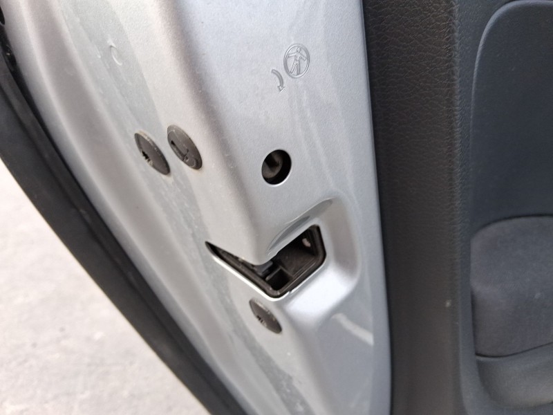 Recambio de cerradura puerta trasera izquierda para volkswagen polo v (6r1, 6c1) 1.2 referencia OEM IAM 6C0839013  
