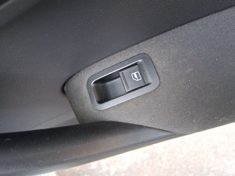Recambio de mando elevalunas trasero derecho para volkswagen polo v (6r1, 6c1) 1.2 referencia OEM IAM 7L6959855BREH  