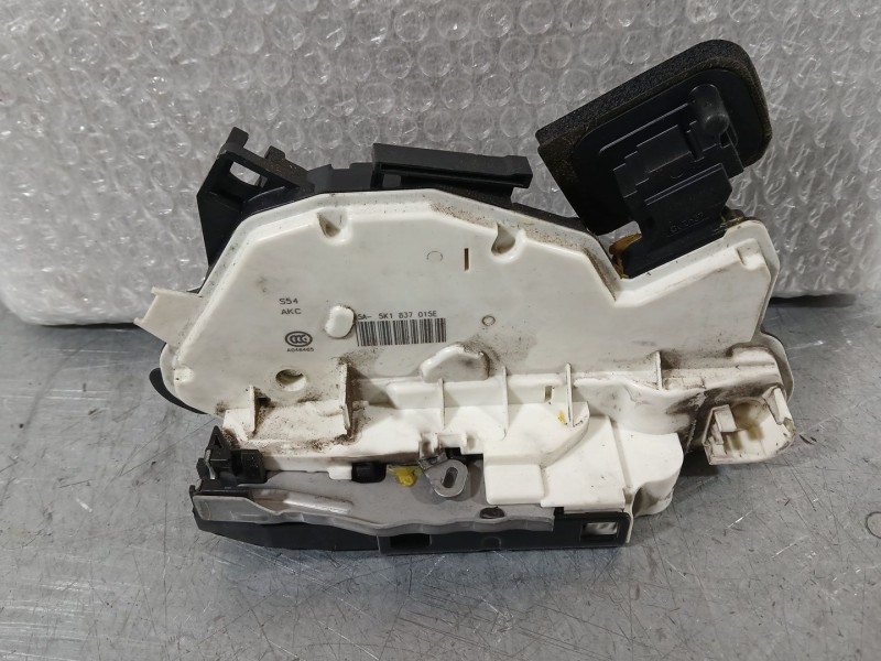 Recambio de cerradura puerta delantera izquierda para volkswagen golf sportsvan vii (am1, an1) 1.4 tsi referencia OEM IAM 5K1837