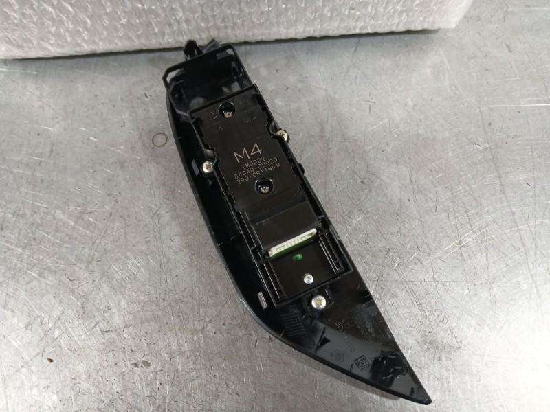 Recambio de mando elevalunas delantero izquierdo para toyota yaris (_p21_, _pa1_, _ph1_) 1.5 hybrid (mxph11) referencia OEM IAM 