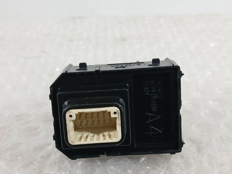 Recambio de mando retrovisor para toyota yaris (_p21_, _pa1_, _ph1_) 1.5 hybrid (mxph11) referencia OEM IAM   