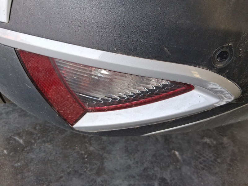 Recambio de piloto trasero izquierdo paragolpes para kia sportage v (nq5) 1.6 t-gdi referencia OEM IAM 92405R2500  