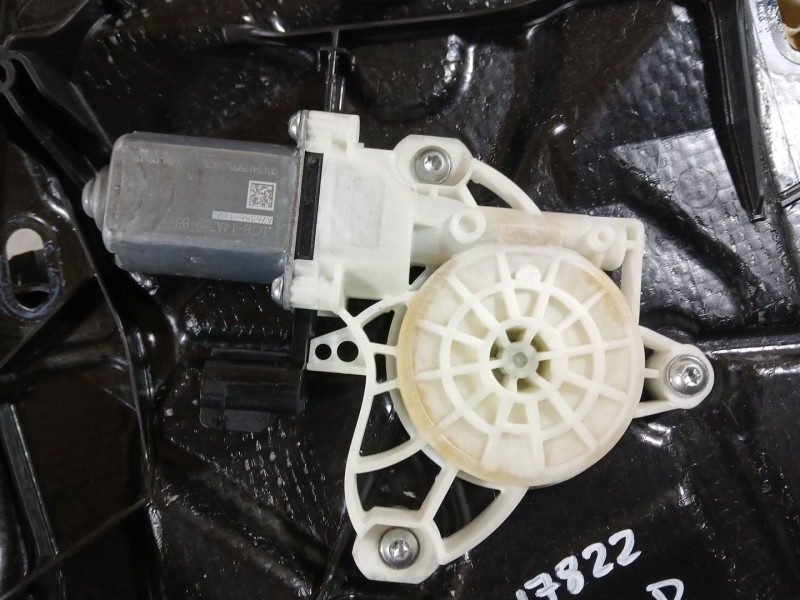 Recambio de elevalunas delantero derecho para ford focus iv (hn) 1.5 ecoblue referencia OEM IAM JX7BA23208CF  