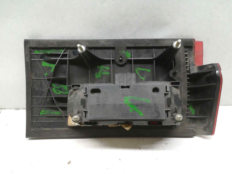 Recambio de piloto trasero derecho para seat toledo (1l) referencia OEM IAM W01L0945094S  INTERIOR