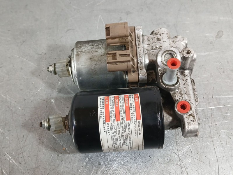 Recambio de bomba abs para toyota auris (-e18) 1.8 hybrid (zwee186) referencia OEM IAM   