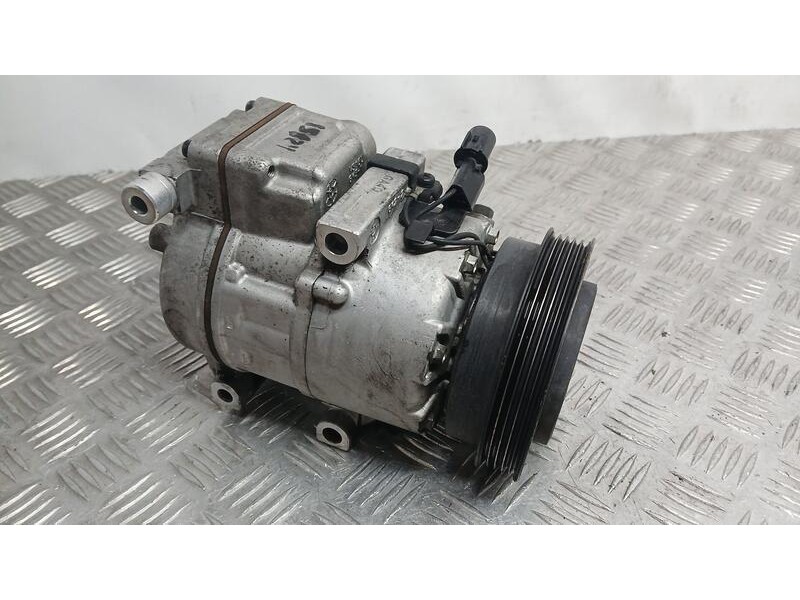 Recambio de compresor aire acondicionado para kia cee´d active referencia OEM IAM 977012H240 HCC F500AN8CA0