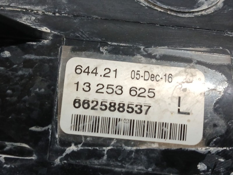 Recambio de faro antiniebla izquierdo para opel corsa e (x15) 1.4 (08, 68) referencia OEM IAM 13253625  