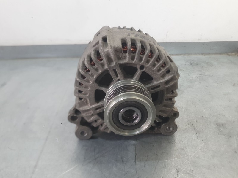 Recambio de alternador para volkswagen golf v (1k1) 1.9 tdi referencia OEM IAM 06F903023FX 06F903023F 