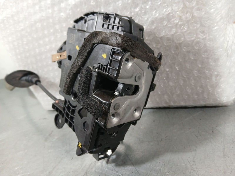 Recambio de cerradura puerta delantera derecha para renault clio v (b7_) 1.0 tce 100 (b7mt) referencia OEM IAM 805029595R  