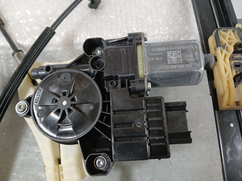 Recambio de elevalunas delantero derecho para seat arona (kj7, kjp) 1.0 tsi referencia OEM IAM 6F9837462E  ELECTRICO