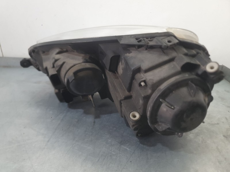 Recambio de faro derecho para volkswagen golf v (1k1) 1.9 tdi referencia OEM IAM 1K6941030T  