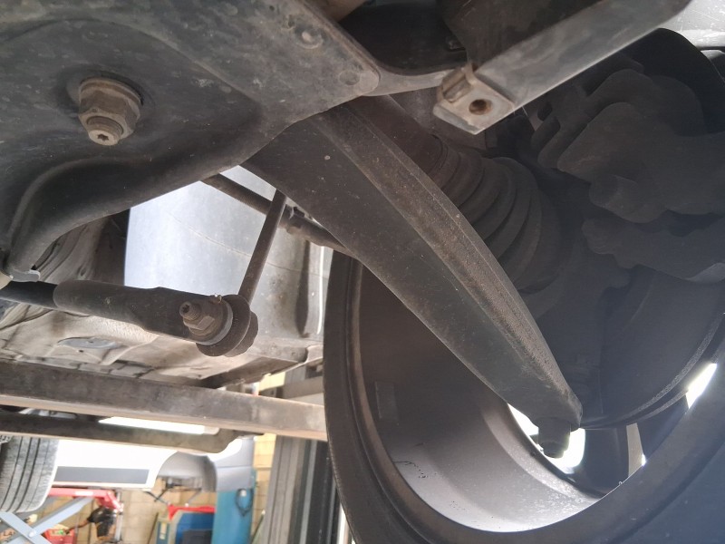 Recambio de brazo suspension inferior delantero izquierdo para peugeot 5008 ii (mc_, mj_, mr_, m4_) 1.6 bluehdi 115 (mcbhxh, mcb